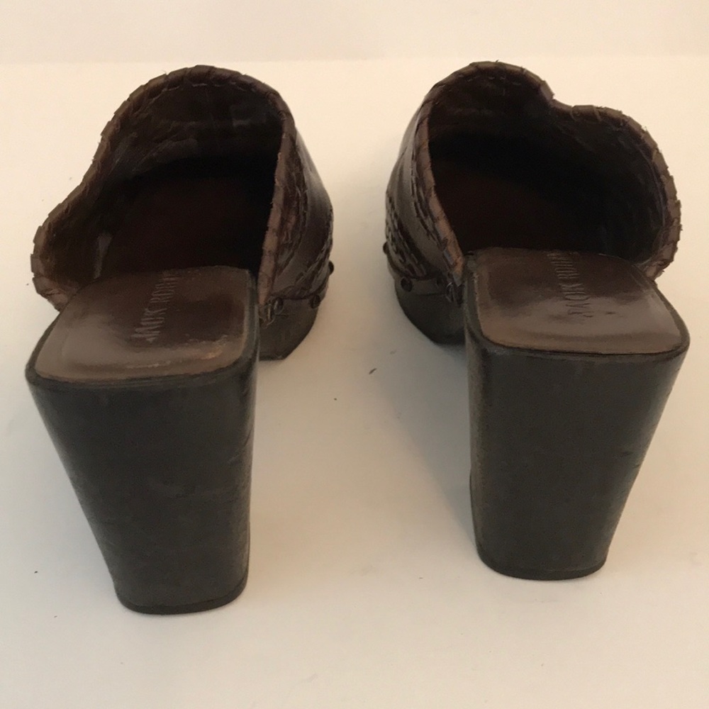 Jack Rogers Ali Tooled Leather Clogs - Picture 3 of 7